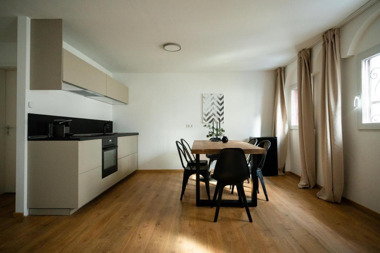 Oldtown Studio Apartment With 2 Bathrooms Düsseldorf Esterno foto